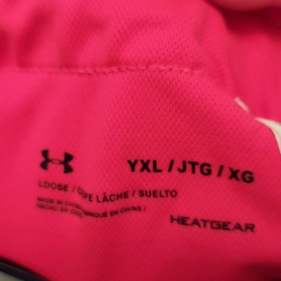 Girl's Under Armour shorts. - Picture 4 of 5